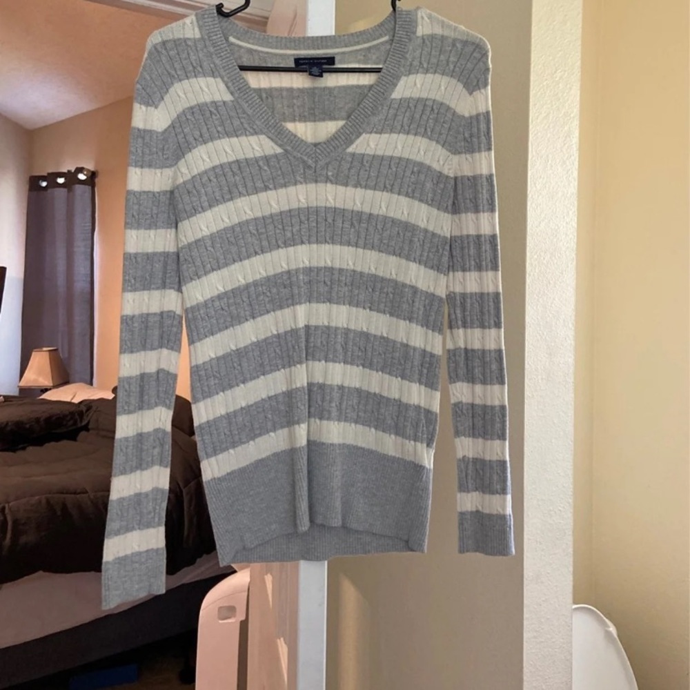 Women’s sweater